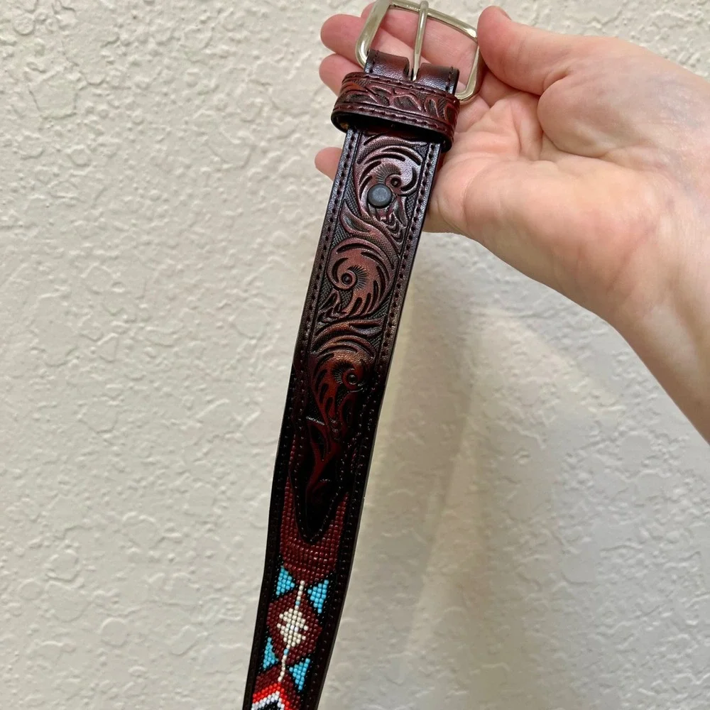 3D Belt Co Brown Tooled Leather Beaded Western Belt 28 Cross Geometric NWOT